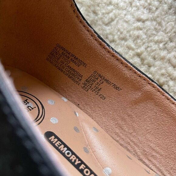 Wonder Nation Little and Big Girl Ballet Flats with Ankle Strap Size 13 - Picture 3 of 6